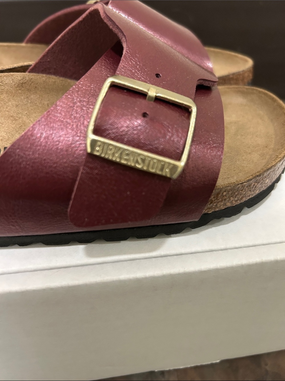 Birkenstock Catalina Grace Metallic Wine Big Buckle Sandals BRAND NEW BOX Size 9 - Picture 3 of 16